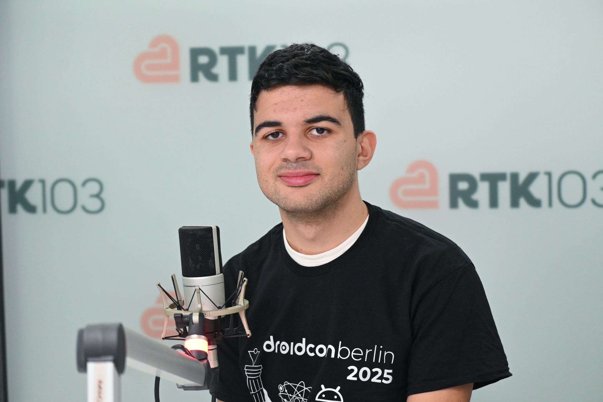 Kelmtejn t'Azzjoni - James Gatt